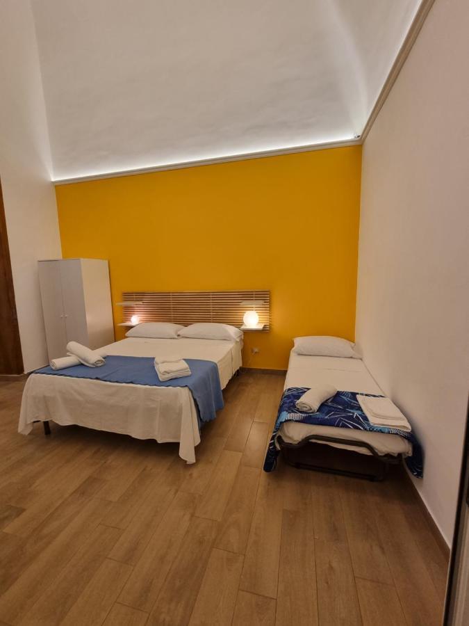 Il Nido Central Flat Бари Экстерьер фото
