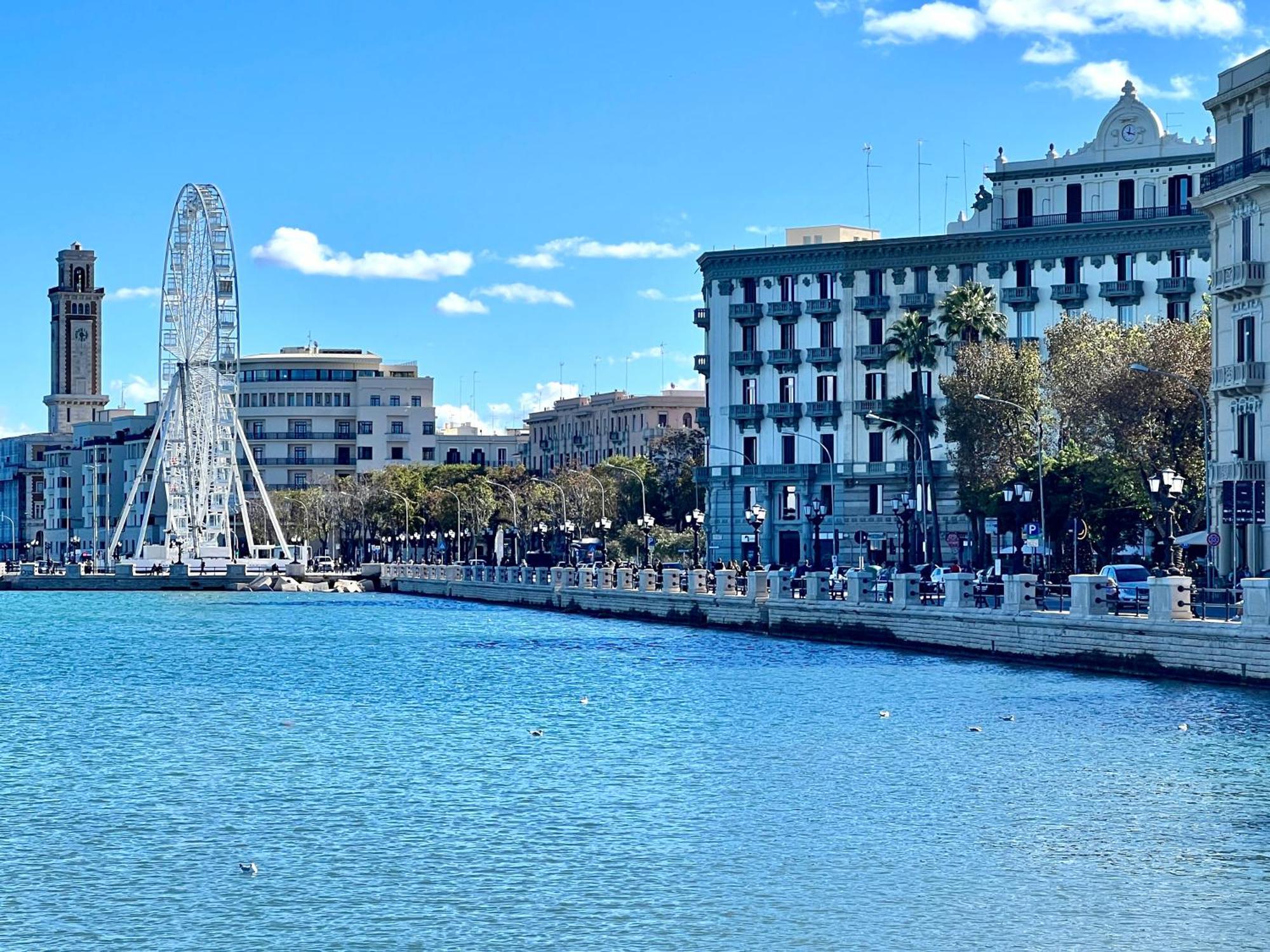 Il Nido Central Flat Бари Экстерьер фото